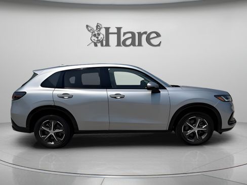 Certified 2024 Honda HR-V EX-L image 6