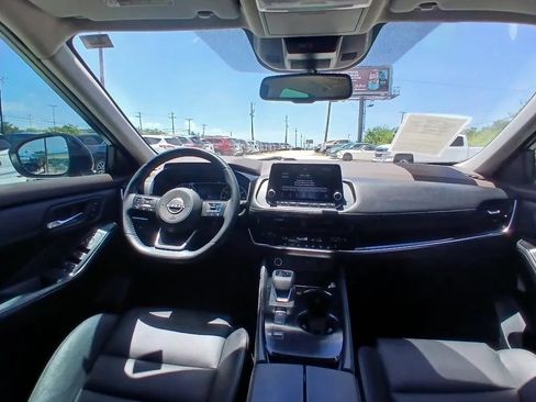 Used 2023 Nissan Rogue SL FWD image 24
