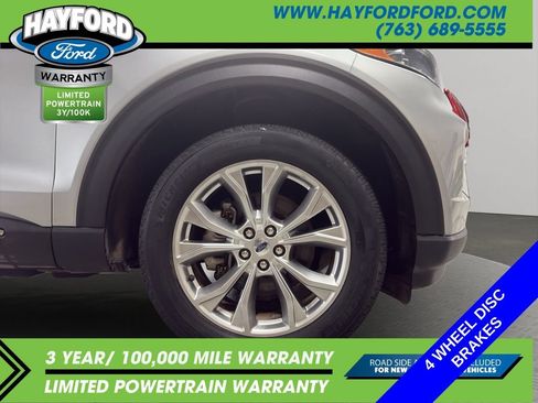 Used 2024 Ford Explorer Limited AWD/4WD image 23