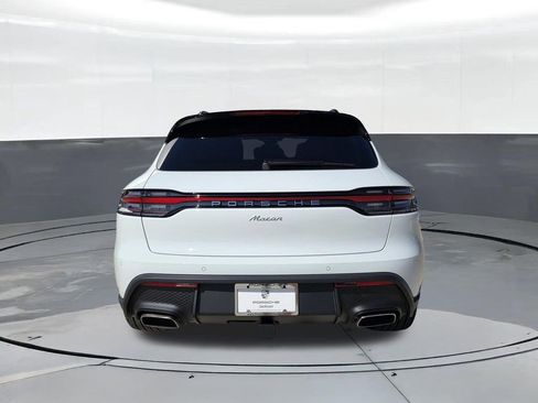 New 2026 Porsche Macan AWD/4WD image 10
