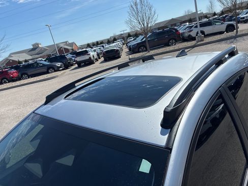 Certified 2024 Subaru Crosstrek 2.0i Premium image 16