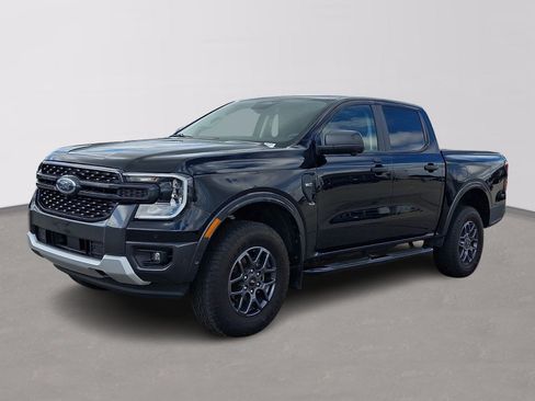 Certified 2024 Ford Ranger XLT w/ Technology Package AWD/4WD image 3