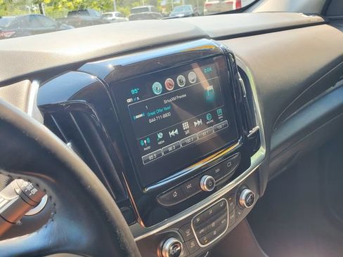 Used 2018 Chevrolet Traverse LT FWD image 27