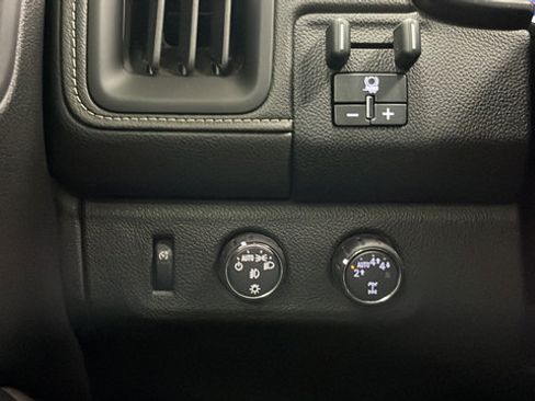 Used 2021 GMC Canyon Denali AWD/4WD image 31