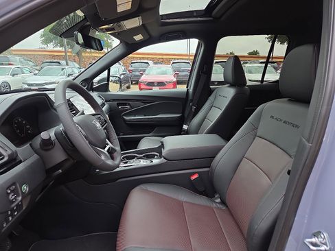 New 2026 Honda Ridgeline Black Edition image 10