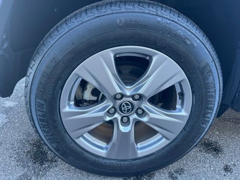 Used 2023 Toyota RAV4 XLE image 26