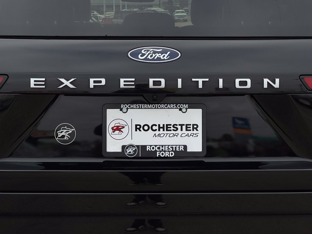 Used 2025 Ford Expedition Platinum AWD/4WD image 60