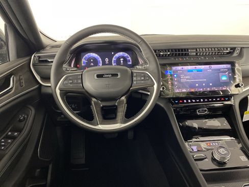 New 2026 Jeep Grand Cherokee Limited image 52