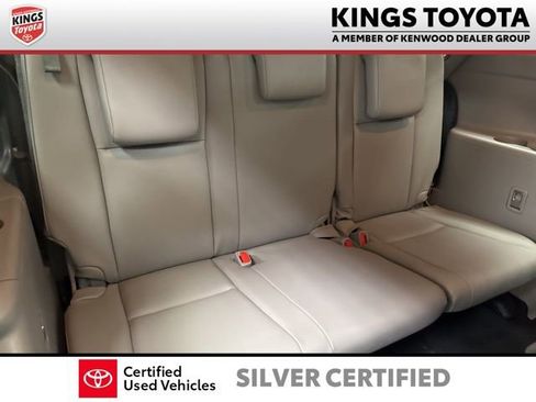 Used 2019 Toyota Highlander Limited Platinum image 17