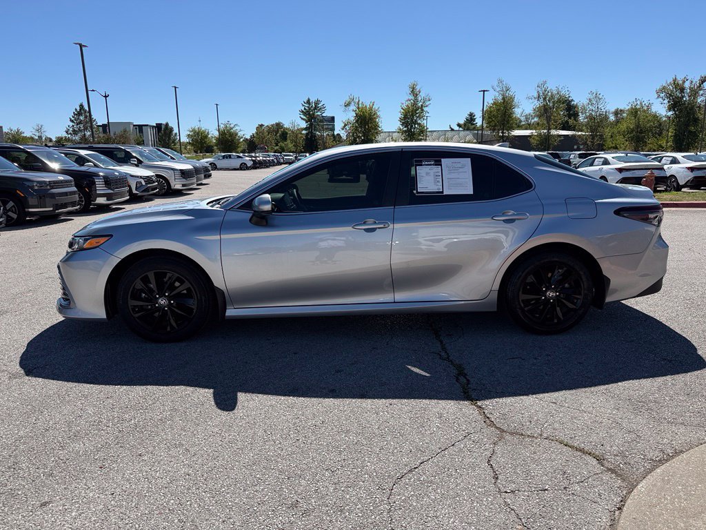 Used 2024 Toyota Camry LE FWD image 4