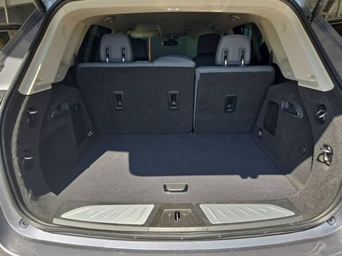 Used 2020 Buick Envision Essence FWD image 26