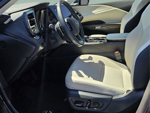Used 2024 Lexus RX 350 FWD w/ Technology Package image 10