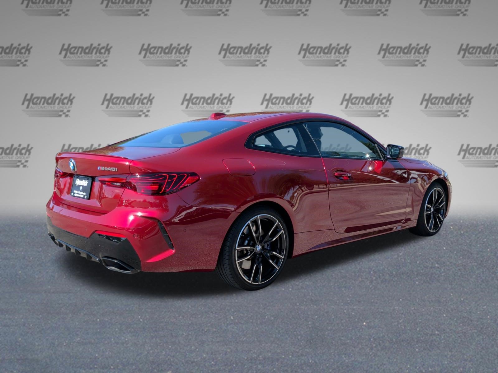 Used 2026 BMW M440i Coupe RWD image 7