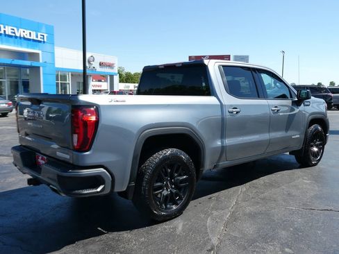 Used 2020 GMC Sierra 1500 Elevation w/ Elevation Value Package AWD/4WD image 5