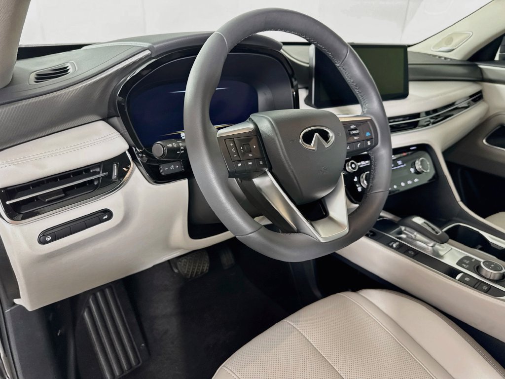 Certified 2027 INFINITI QX60 Luxe w/ Cargo Package FWD image 12