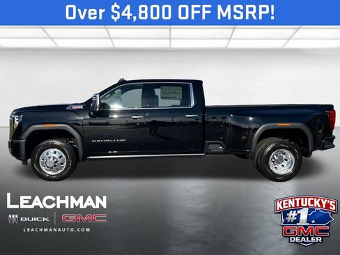 New 2026 GMC Sierra 3500 Denali w/ Denali Reserve Package image 6