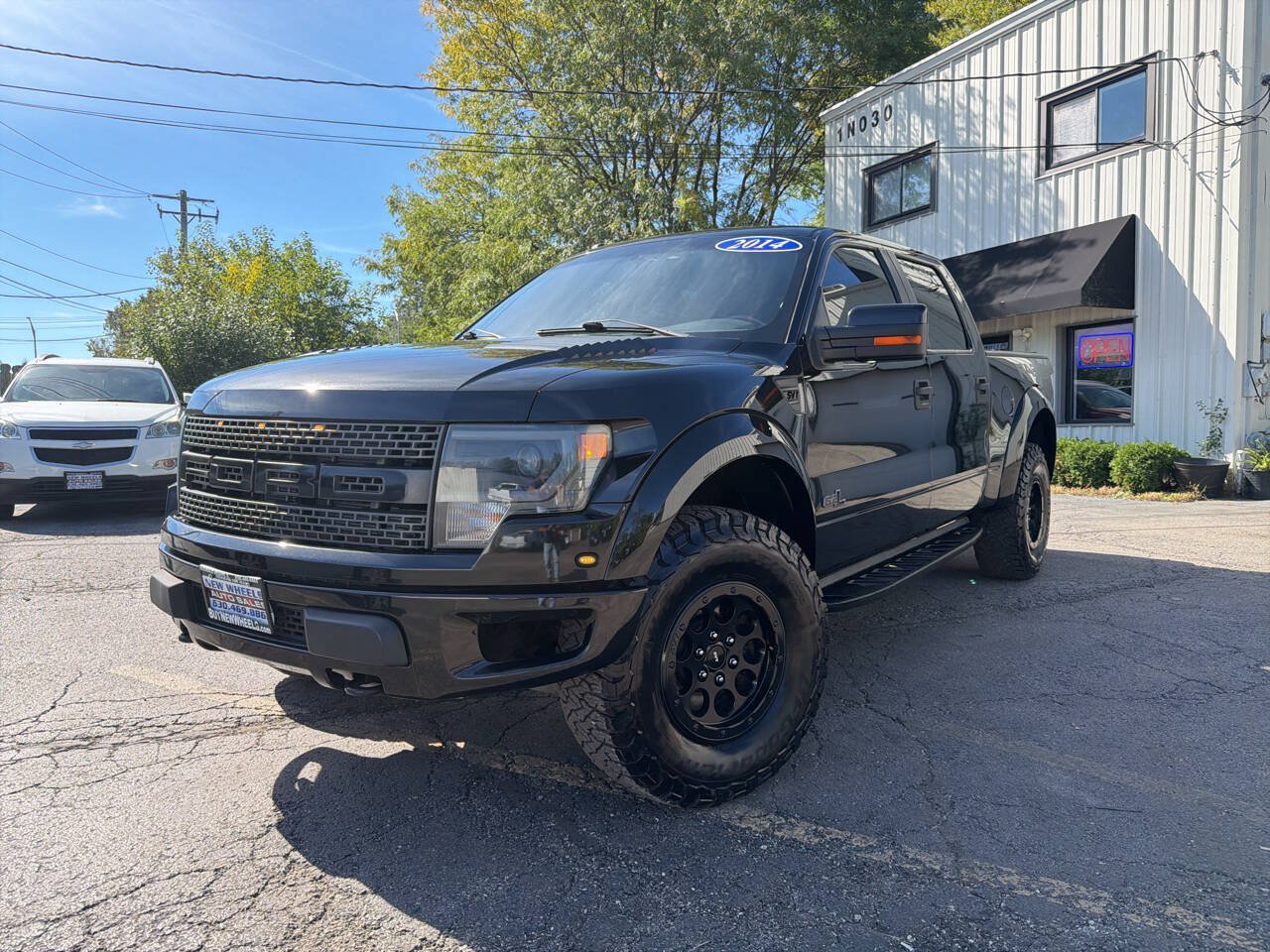 Used 2014 Ford F150 Raptor w/ Equipment Group 801A Luxury AWD/4WD image 2
