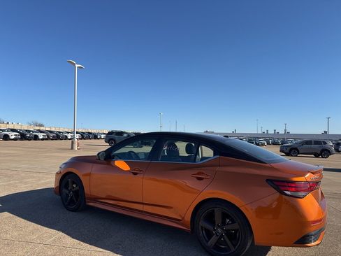 Certified 2024 Nissan Sentra SR w/ SR Premium Package image 15