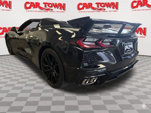 Used 2023 Chevrolet Corvette Stingray Preferred Conv w/ Z51 Performance Package RWD image 5