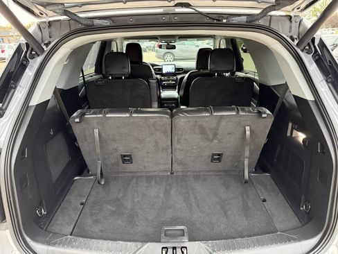 Used 2022 Ford Explorer Limited AWD/4WD image 14