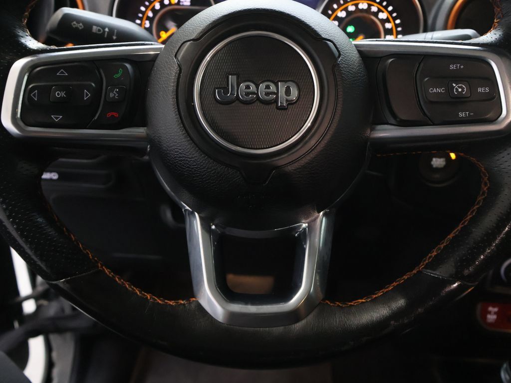 Used 2023 Jeep Gladiator Mojave w/ Cold Weather Group AWD/4WD image 20