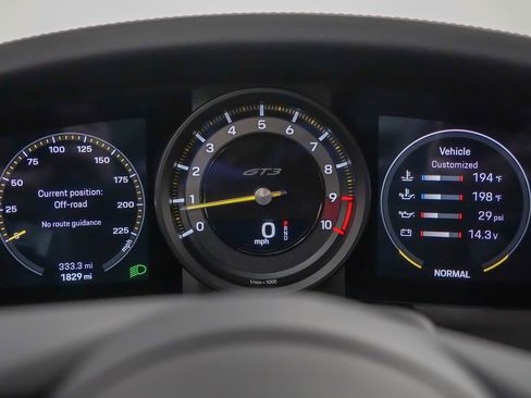 Certified 2022 Porsche 911 GT3 image 22