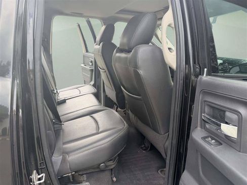 Used 2011 RAM 1500 Laramie AWD/4WD image 9