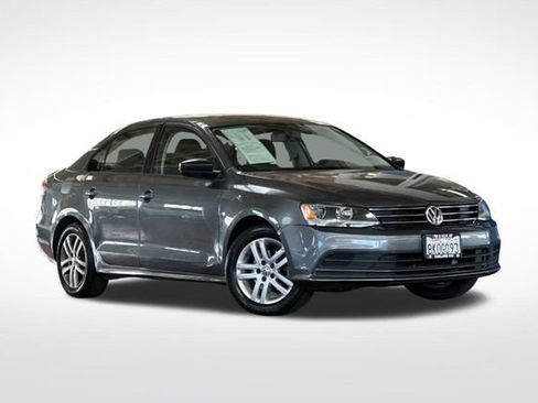 Used 2015 Volkswagen Jetta S w/ Welcome Package image 2