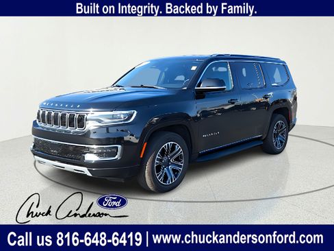 Used 2023 Jeep Wagoneer Series II AWD/4WD image 2