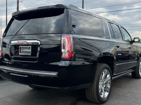 Used 2019 GMC Yukon XL Denali w/ Denali Ultimate Package image 7