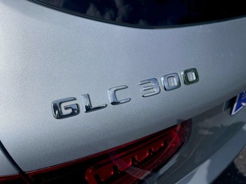 Used 2021 Mercedes-Benz GLC 300 4MATIC image 33