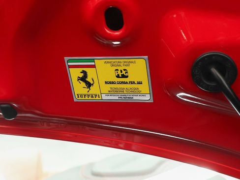 Used 2010 Ferrari California RWD image 19
