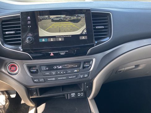 Used 2019 Honda Pilot EX image 13