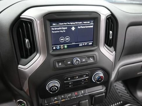 Used 2023 Chevrolet Silverado 1500 Custom AWD/4WD image 30