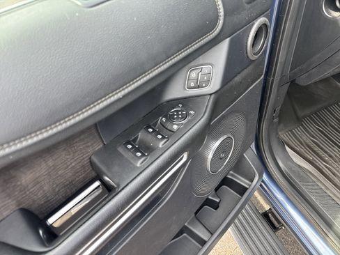 Used 2019 Ford Expedition Limited w/ Equipment Group 302A image 17