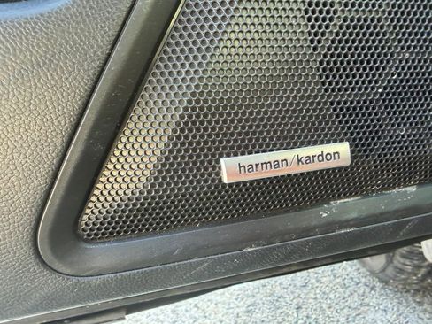 Used 2020 Subaru Outback Limited w/ Popular Package #2 image 14