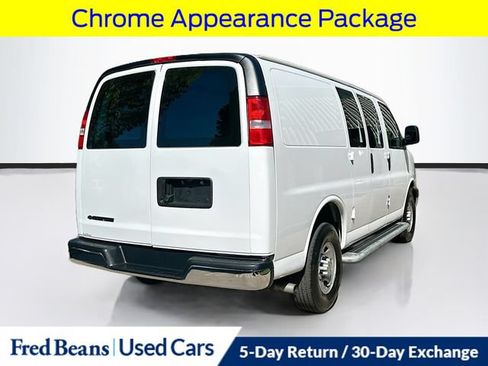 Used 2024 Chevrolet Express 2500 w/ Driver Convenience Package RWD image 9