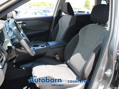 Used 2023 Nissan Rogue SV AWD/4WD image 7