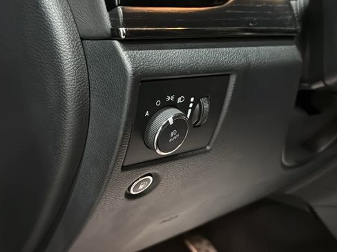 Used 2020 Jeep Grand Cherokee High Altitude AWD/4WD image 23