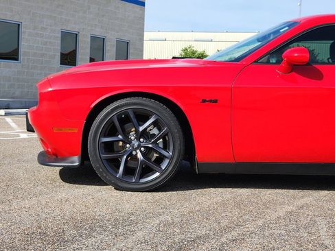 Used 2023 Dodge Challenger R/T w/ Blacktop Package RWD image 9