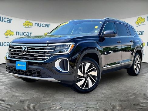 Used 2024 Volkswagen Atlas SEL AWD/4WD image 3