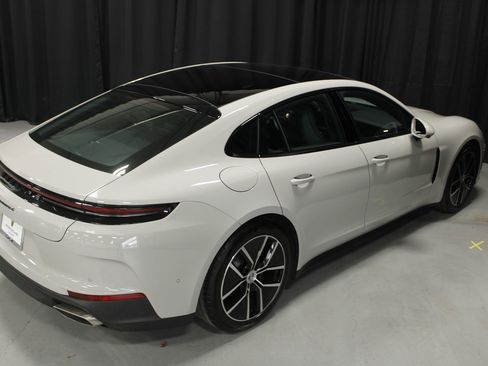 Used 2025 Porsche Panamera 4 image 13