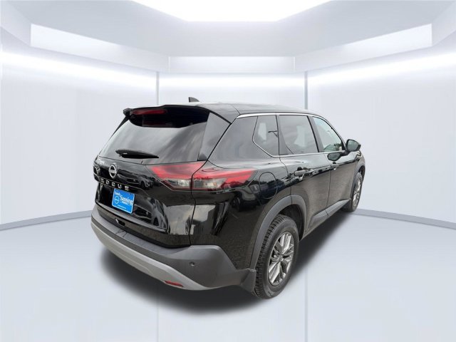 Used 2023 Nissan Rogue S FWD image 6