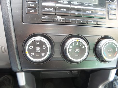 Used 2014 Subaru Forester 2.5i Premium w/ Popular Package #2 image 65