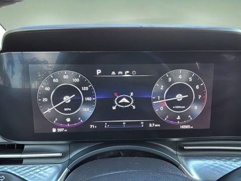 Used 2024 Kia Carnival SX Prestige image 15