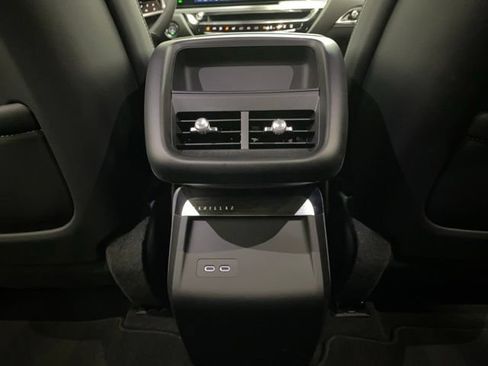 Used 2024 Cadillac Lyriq Sport RWD image 74