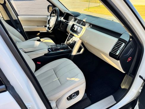 Used 2017 Land Rover Range Rover Supercharged AWD/4WD image 15