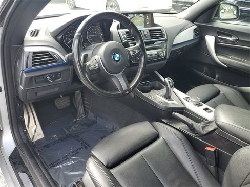 Used 2016 BMW M235i Convertible image 18