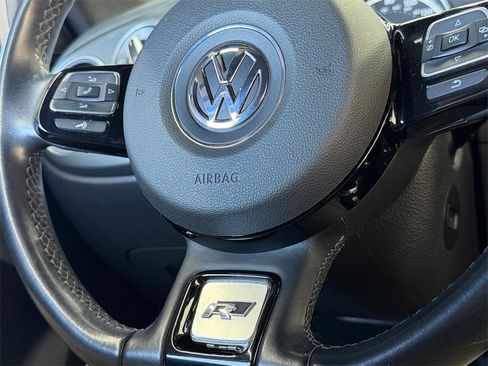 Used 2014 Volkswagen Beetle R-Line image 18