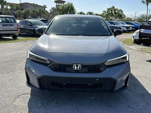 Used 2025 Honda Civic Sport image 3